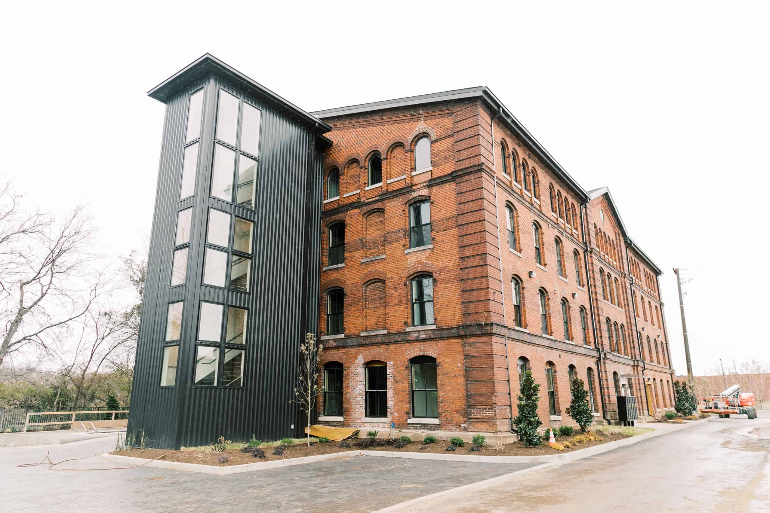 former-tobacco-warehouse-turned-condo-development-is-complete-dowdle